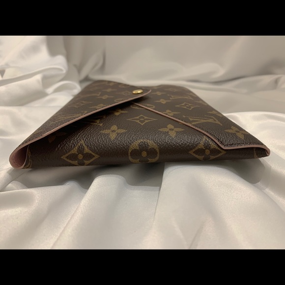 Louis Vuitton Monogram Large Kirigami Pochette - Picture 6 of 15